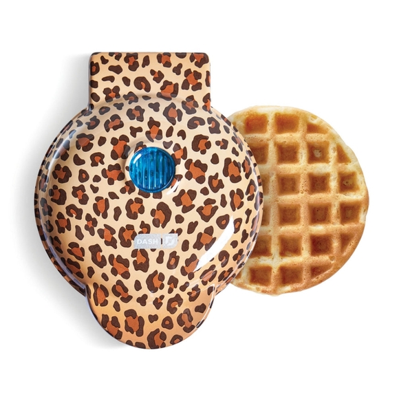 Mini leopard print waffle maker - Picture 2 of 4